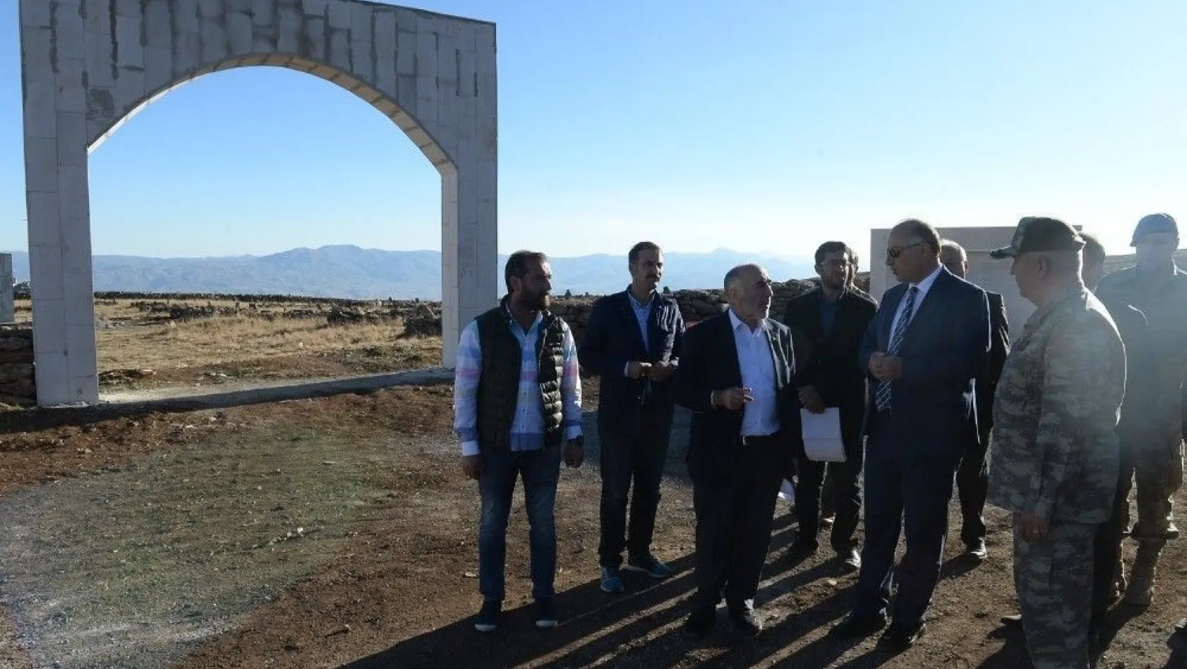 Vali Azizoğlu: 'Erzurum'un 57'inci alayı Kargapazar müfrezesidir'

