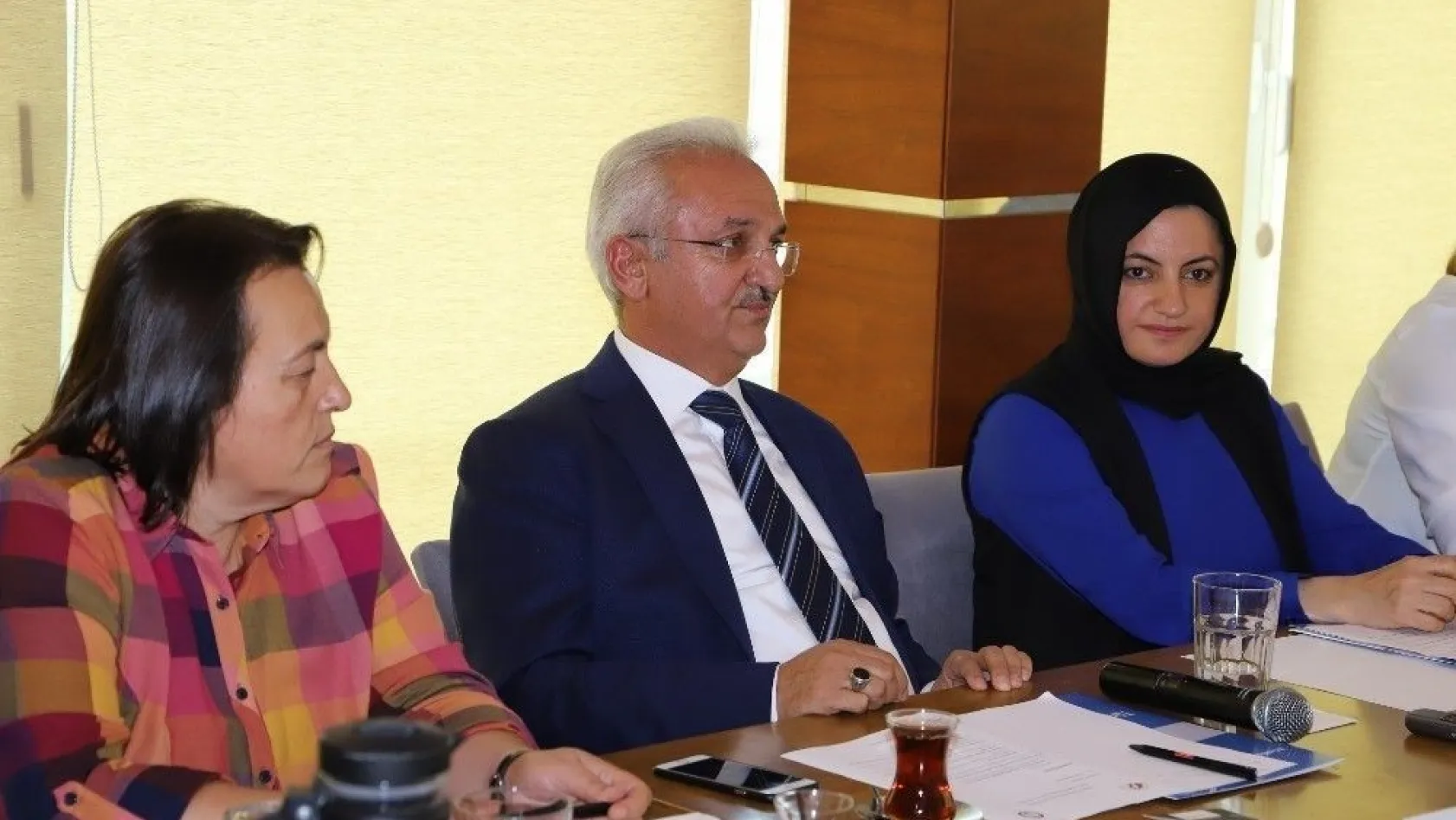Türkiye'nin Kadın Liderleri Projesi Kapsamında Çalıştay Düzenlendi
