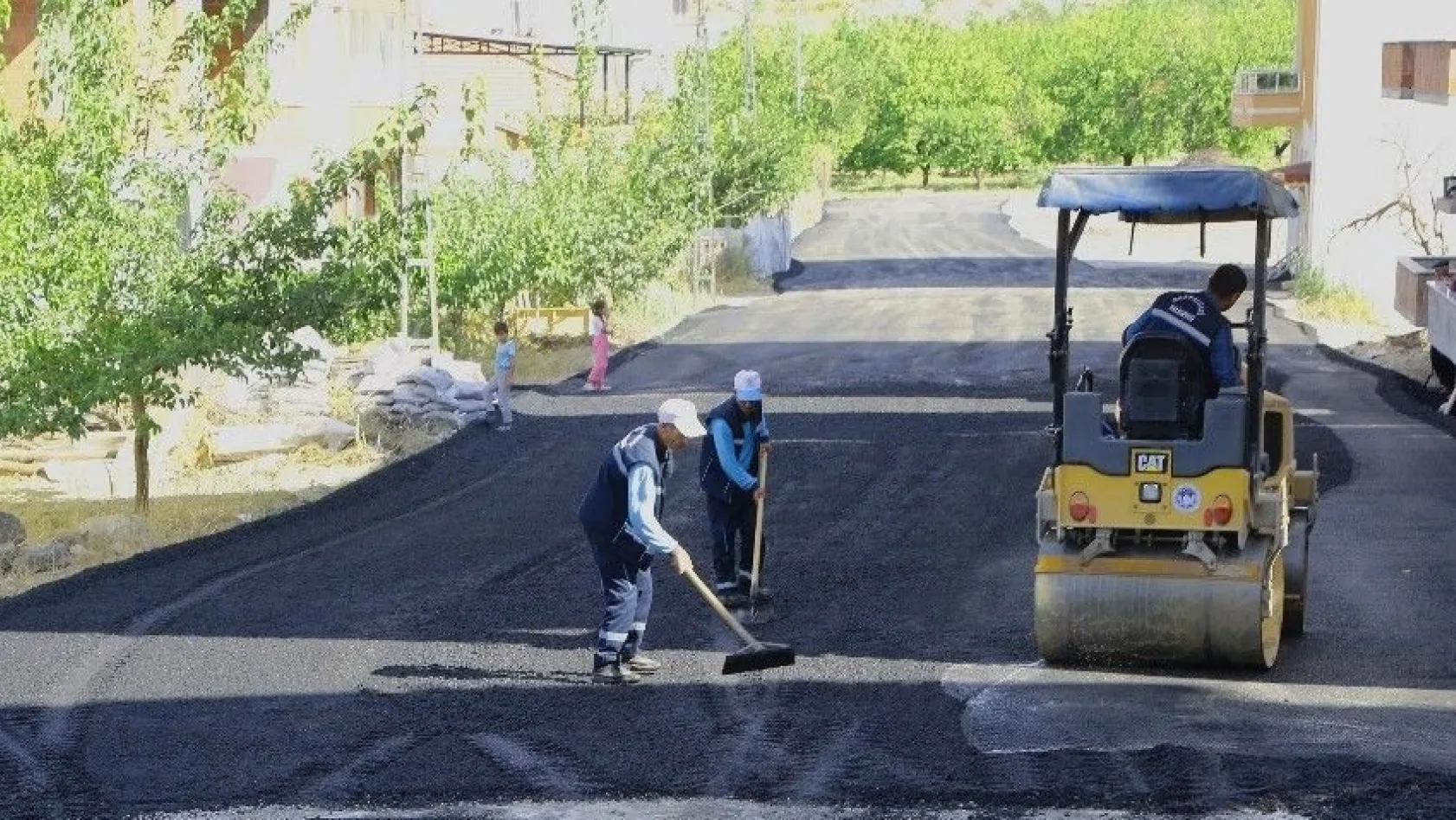 Battalgazi'de asfalt çalışmaları sürüyor
