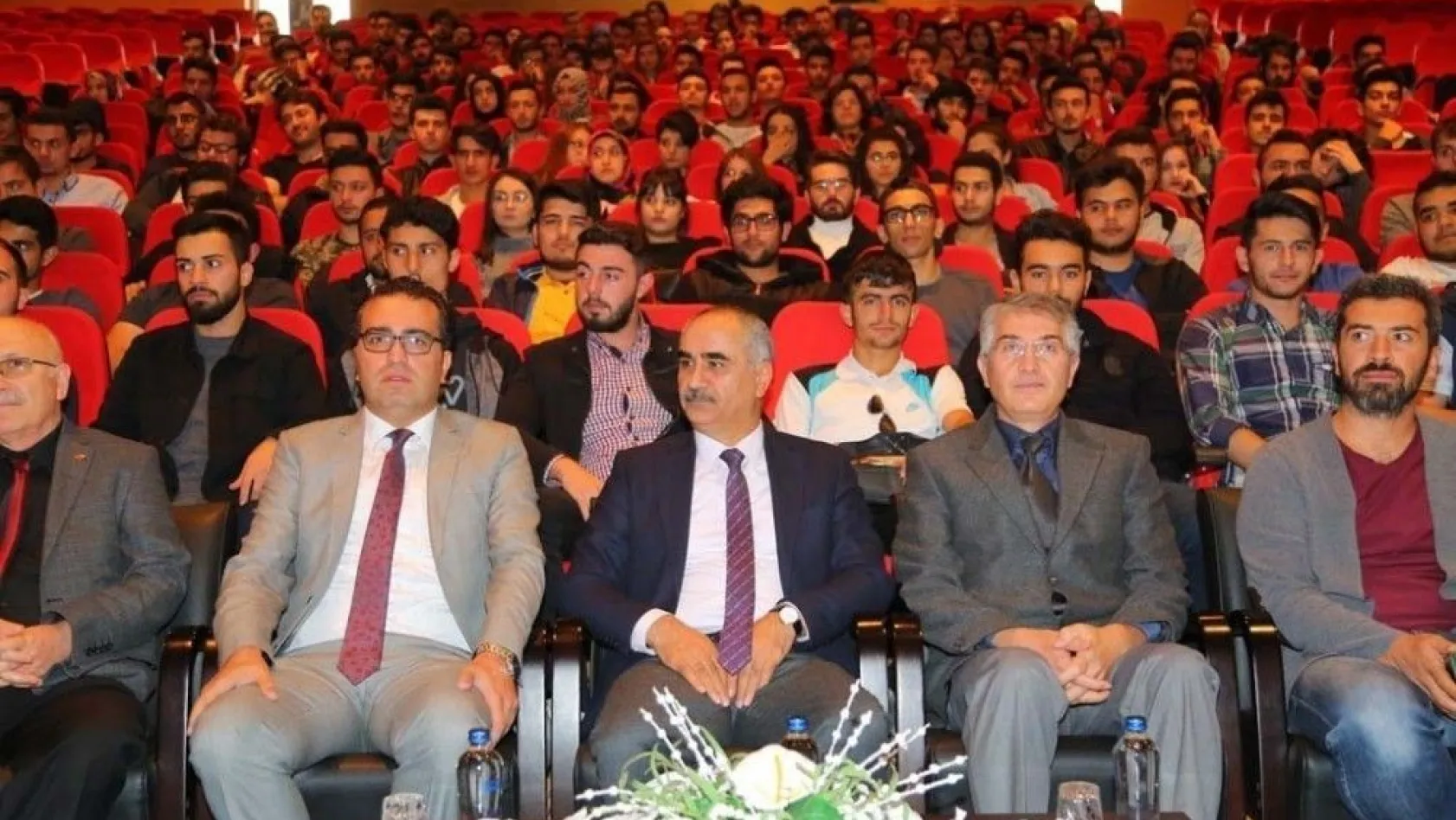 Başkan Aydın, öğrencilere Sivas'ı anlattı
