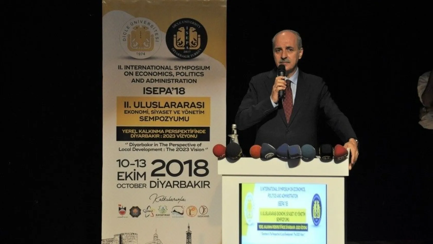 Diyarbakır'da '2'nci Uluslararası Ekonomik, Siyaset Yönetimi Sempozyumu'
