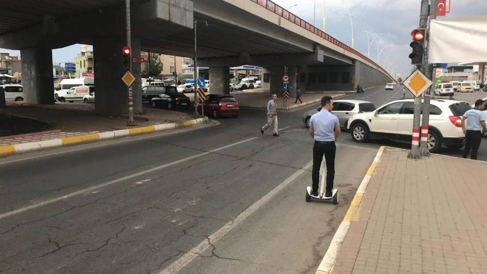 Yenişehir'de zabıta ekipleri dilencilere göz açtırmıyor
