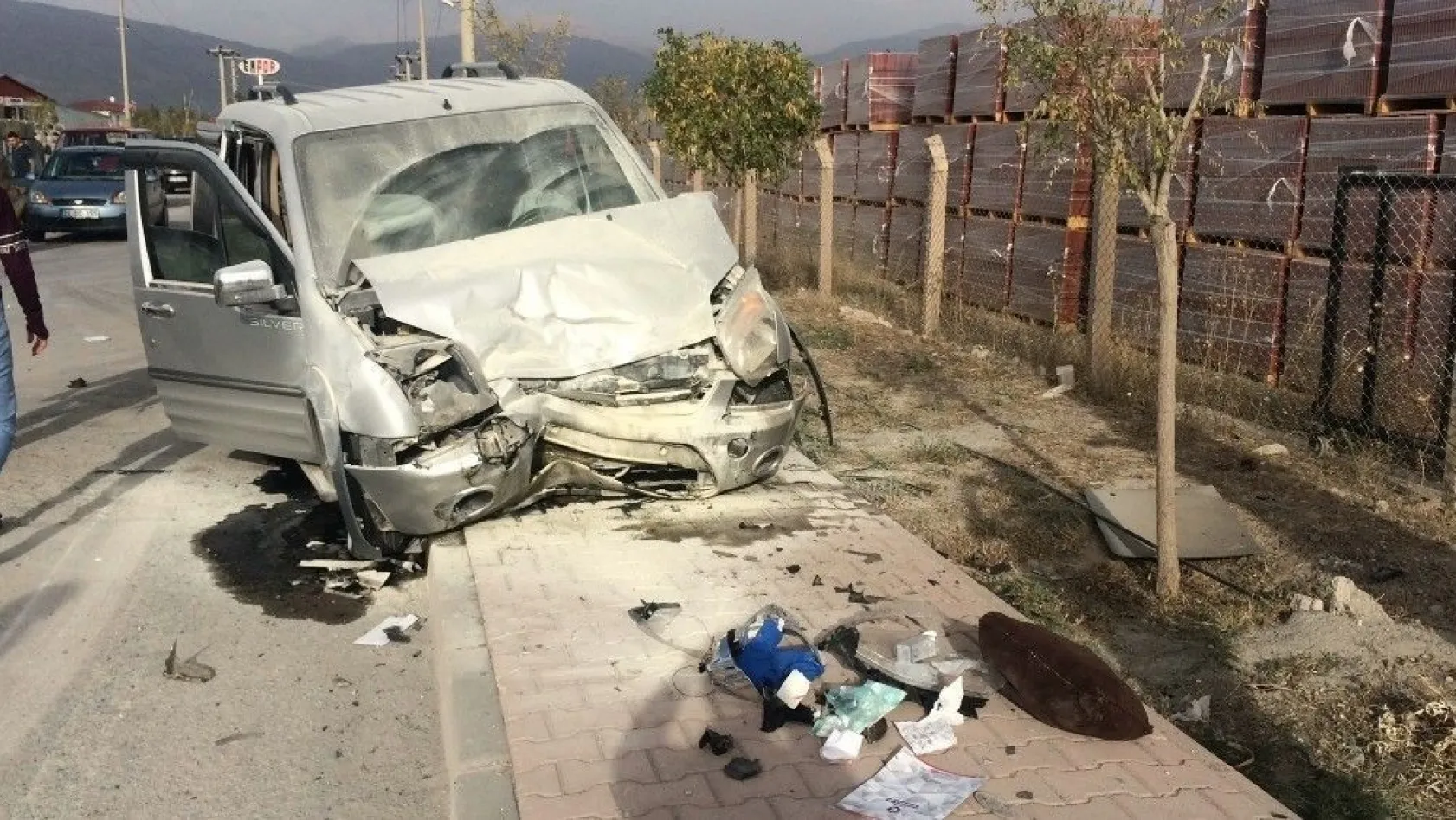 Erzincan'da trafik kazası: 5 yaralı
