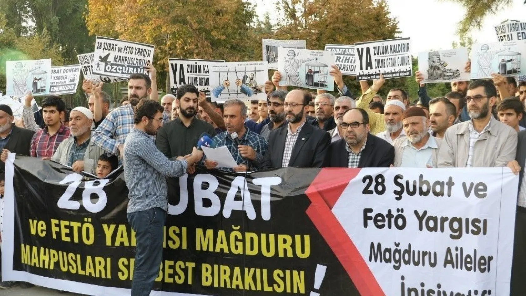 Diyarbakır'da 28 Şubat ve FETÖ mağdurlarına özgürlük talebi
