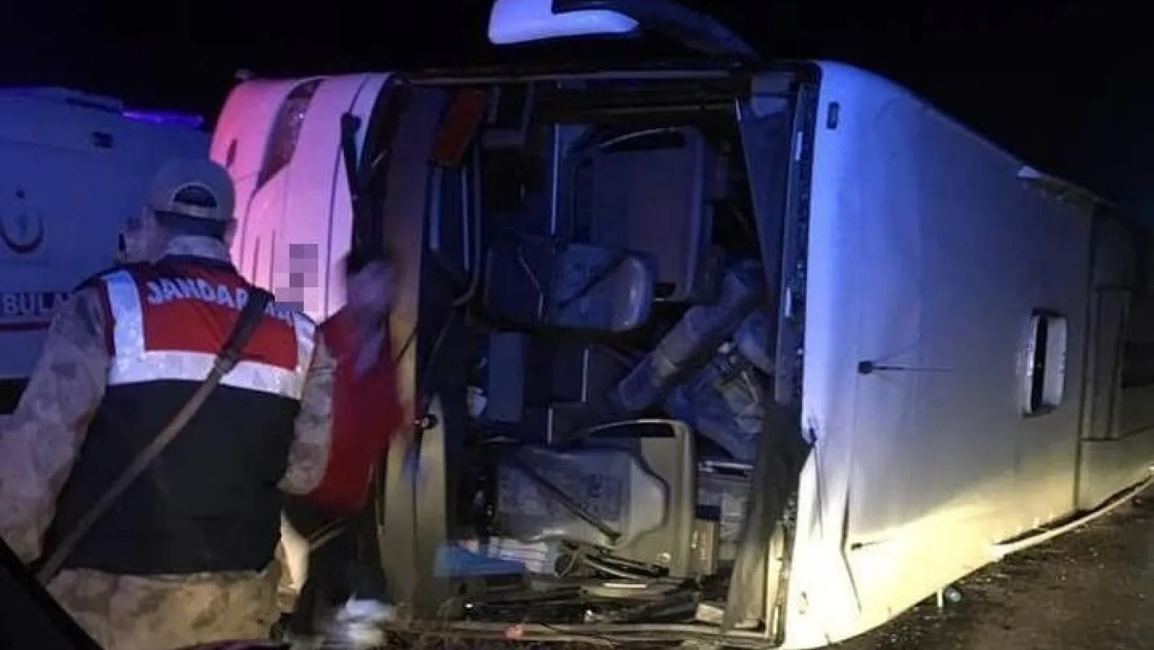 Kahramanmaraş'ta yolcu otobüsü devrildi: 7 ölü, 24 yaralı
