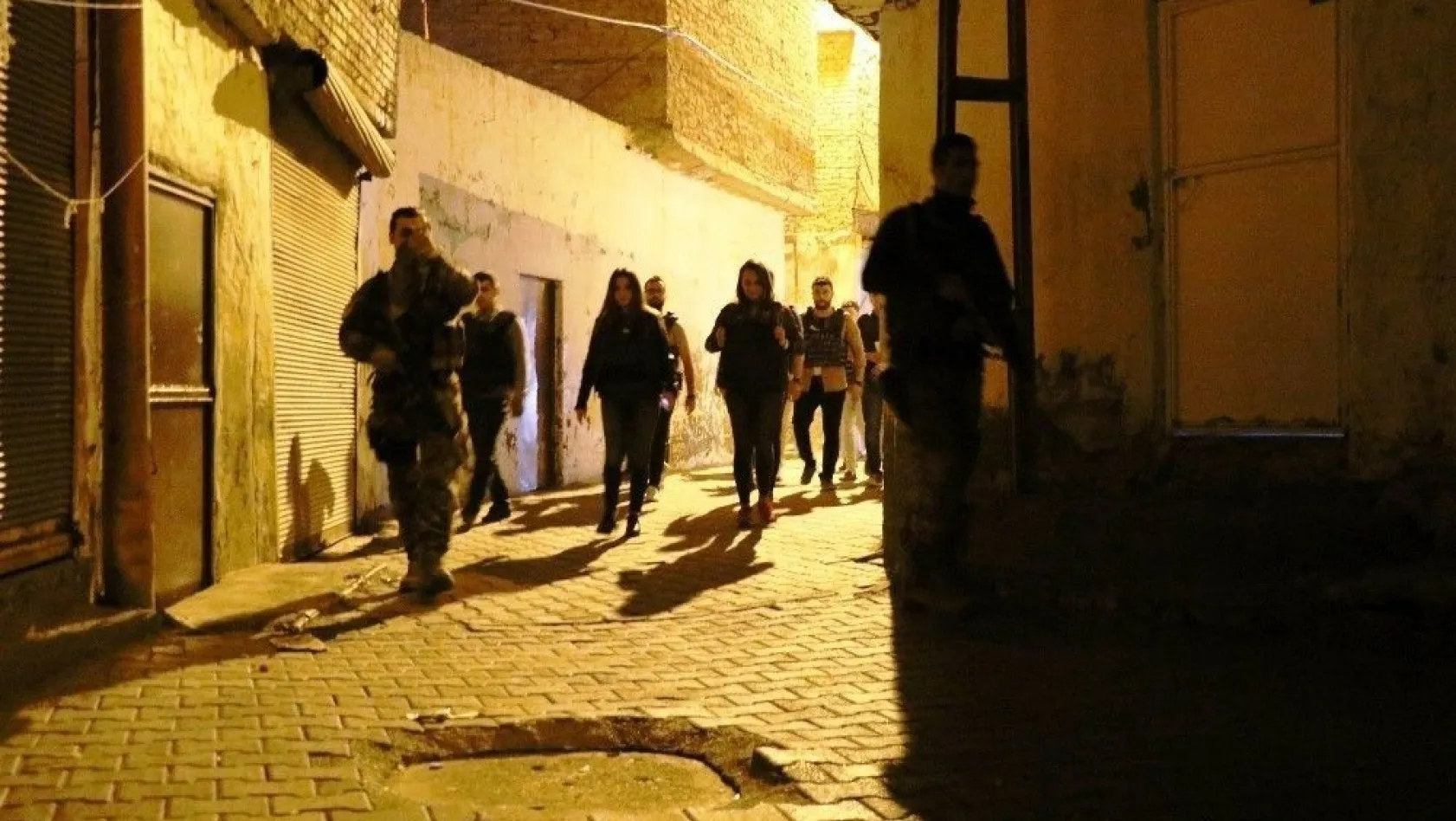 Cumhurbaşkanı Erdoğan'ın gelişi öncesi Diyarbakır'da 400 polisle asayiş uygulaması