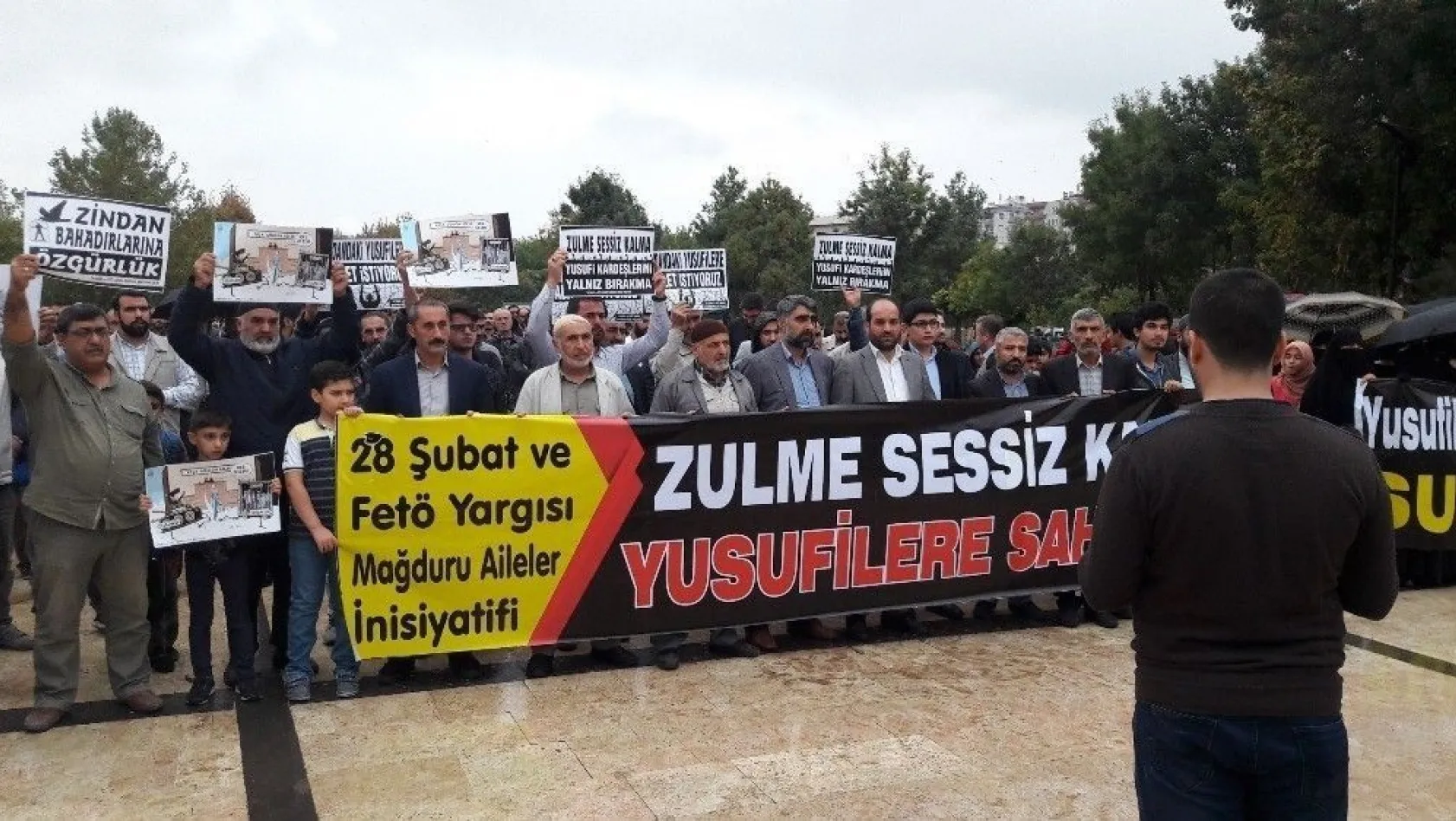 Diyarbakır'da 28 Şubat ve FETÖ yargısı mağdurları adalet talep etti
