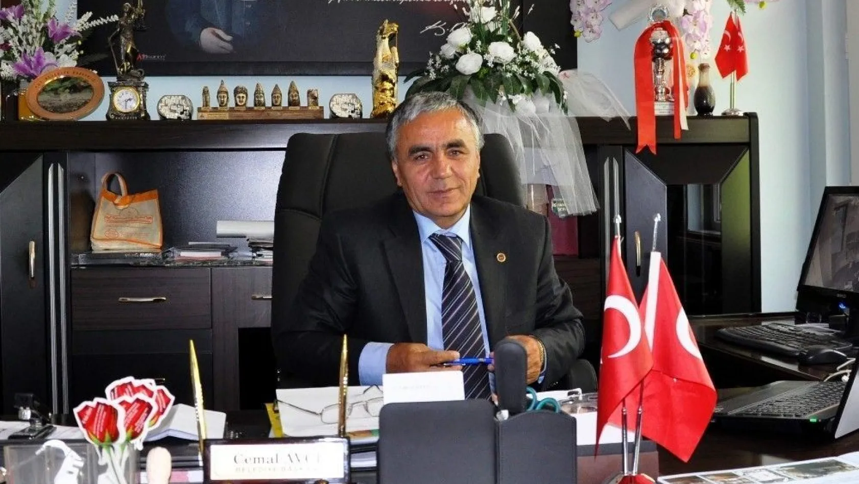 Tut Belediye Başkanı Cemal Avcı aday olmayacağını açıkladı
