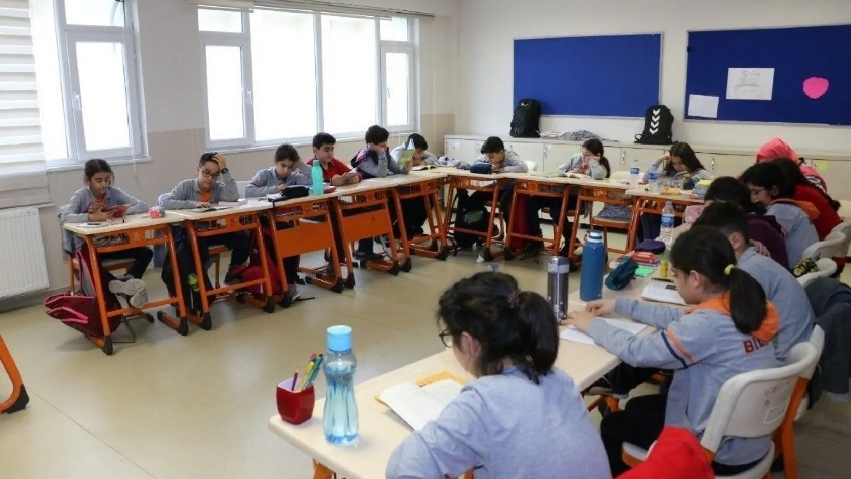 Bilnet Diyarbakır Okulları'ndan kitap okuma etkinliğine davet
