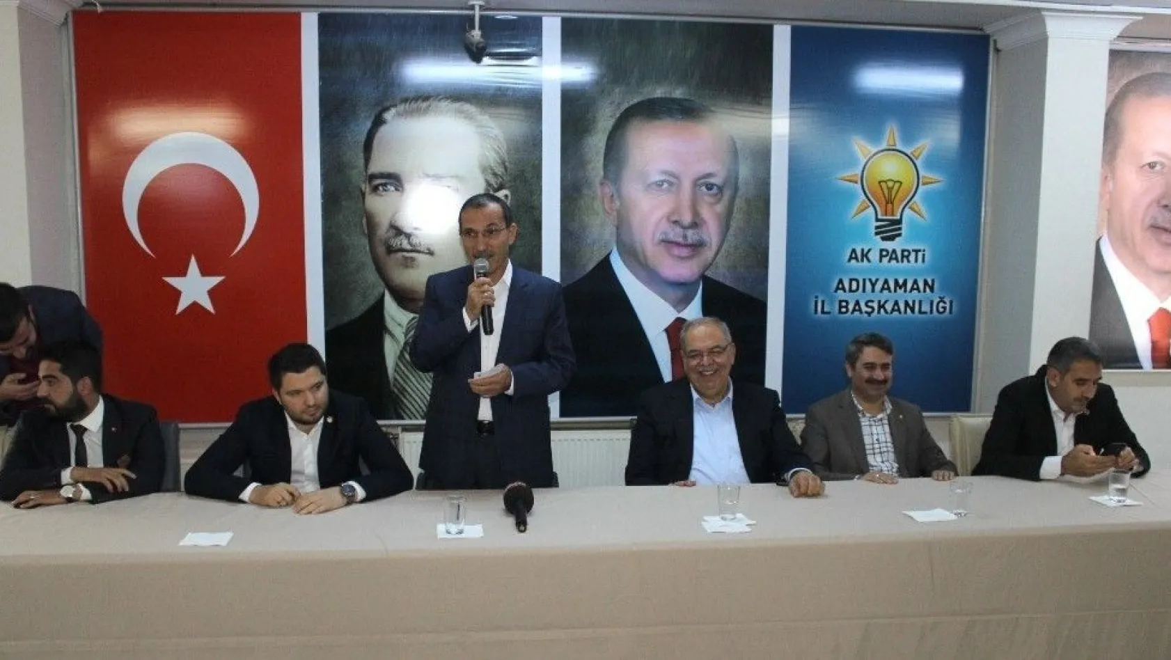 AK Parti daraltılmış il danışma toplantısı gerçekleştirildi
