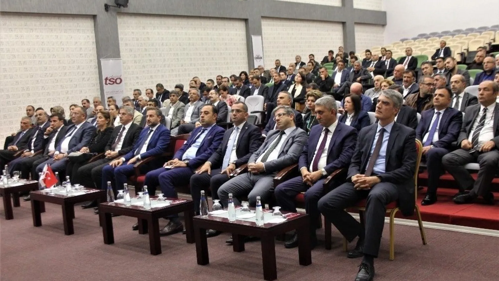 Türk Eximbank, Elazığ'da ihracatçılarla buluştu