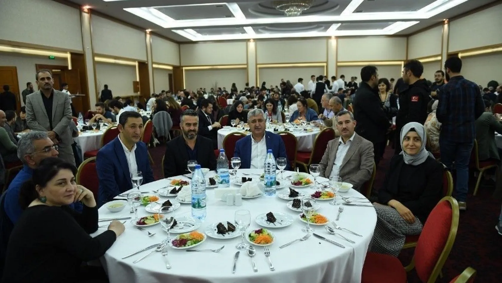 Başkan Çınar film festivalinin davetlilerini ağırladı
