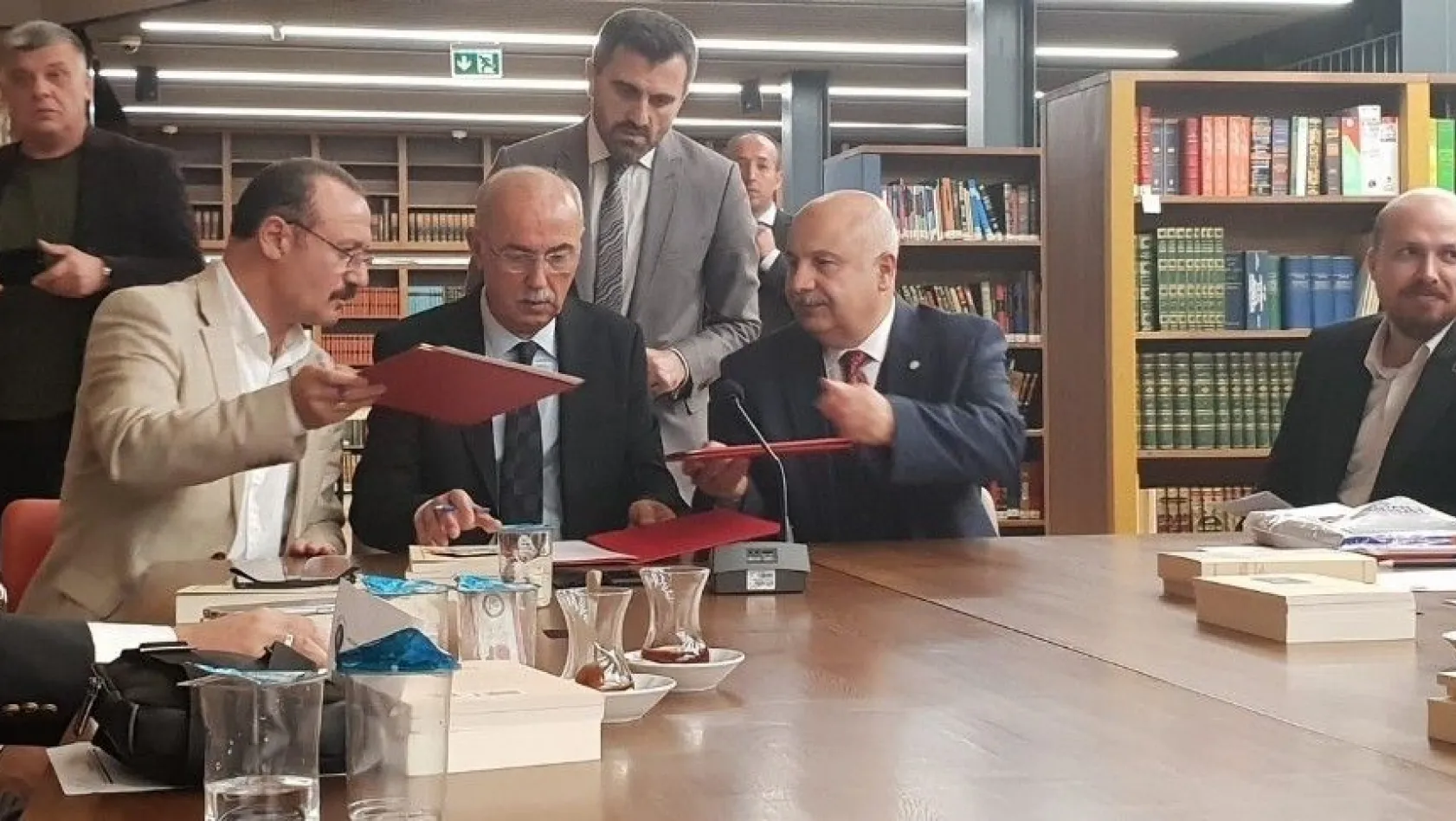 Adıyaman Üniversitesi ile İBTAV arasında iş birliği protokolü imzalandı
