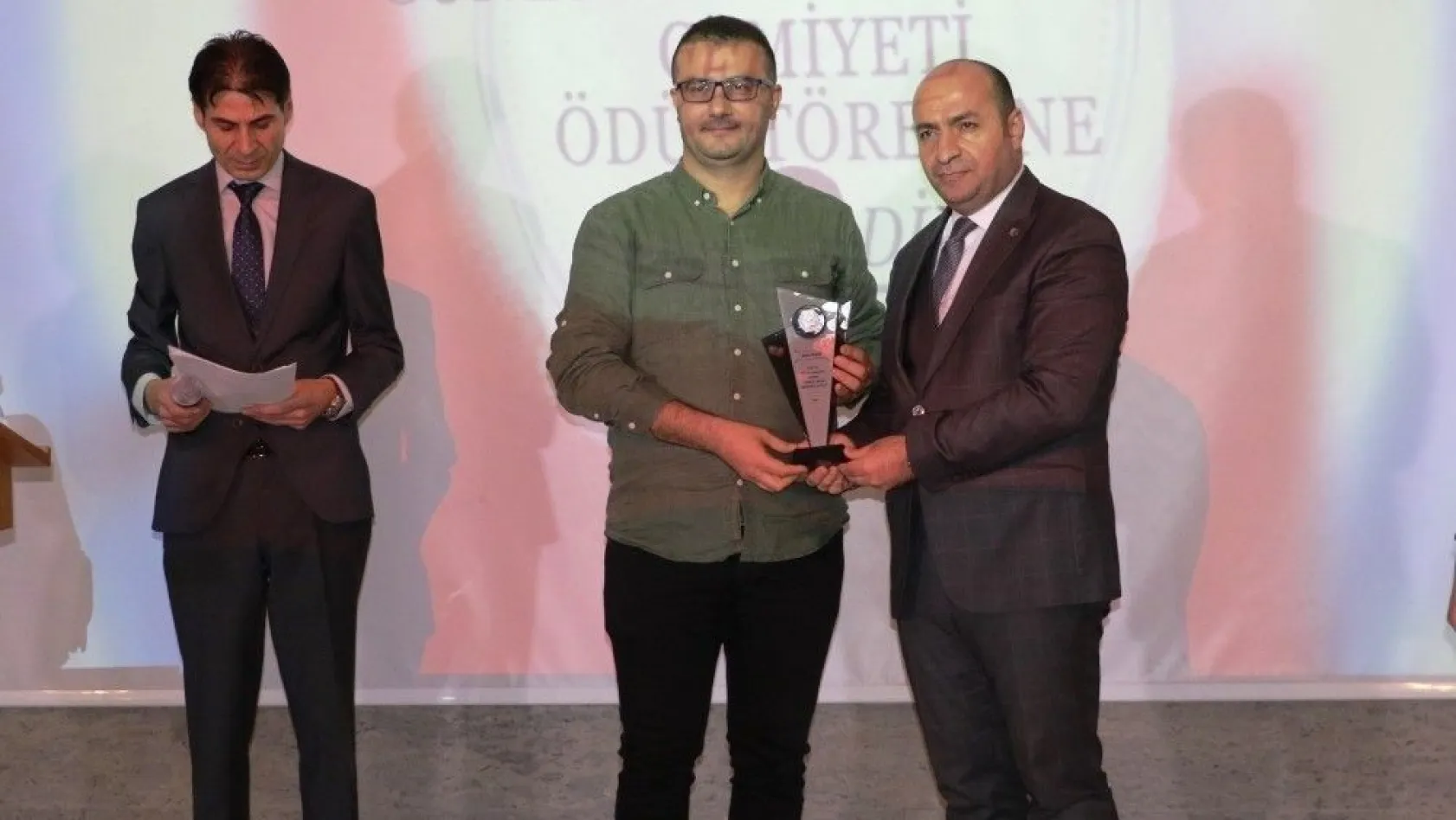 Güneydoğu Gazeteciler Cemiyetinden İHA'ya birincilik ödülü
