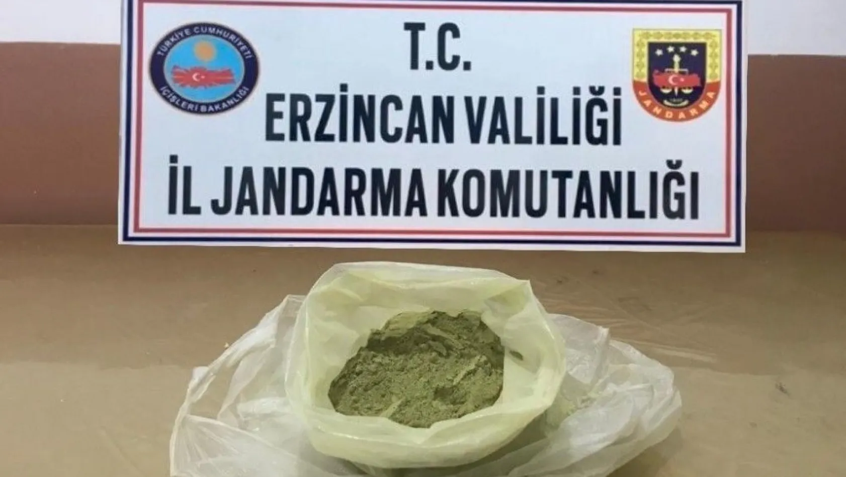 Erzincan'da 500 gram toz esrar ele geçirildi
