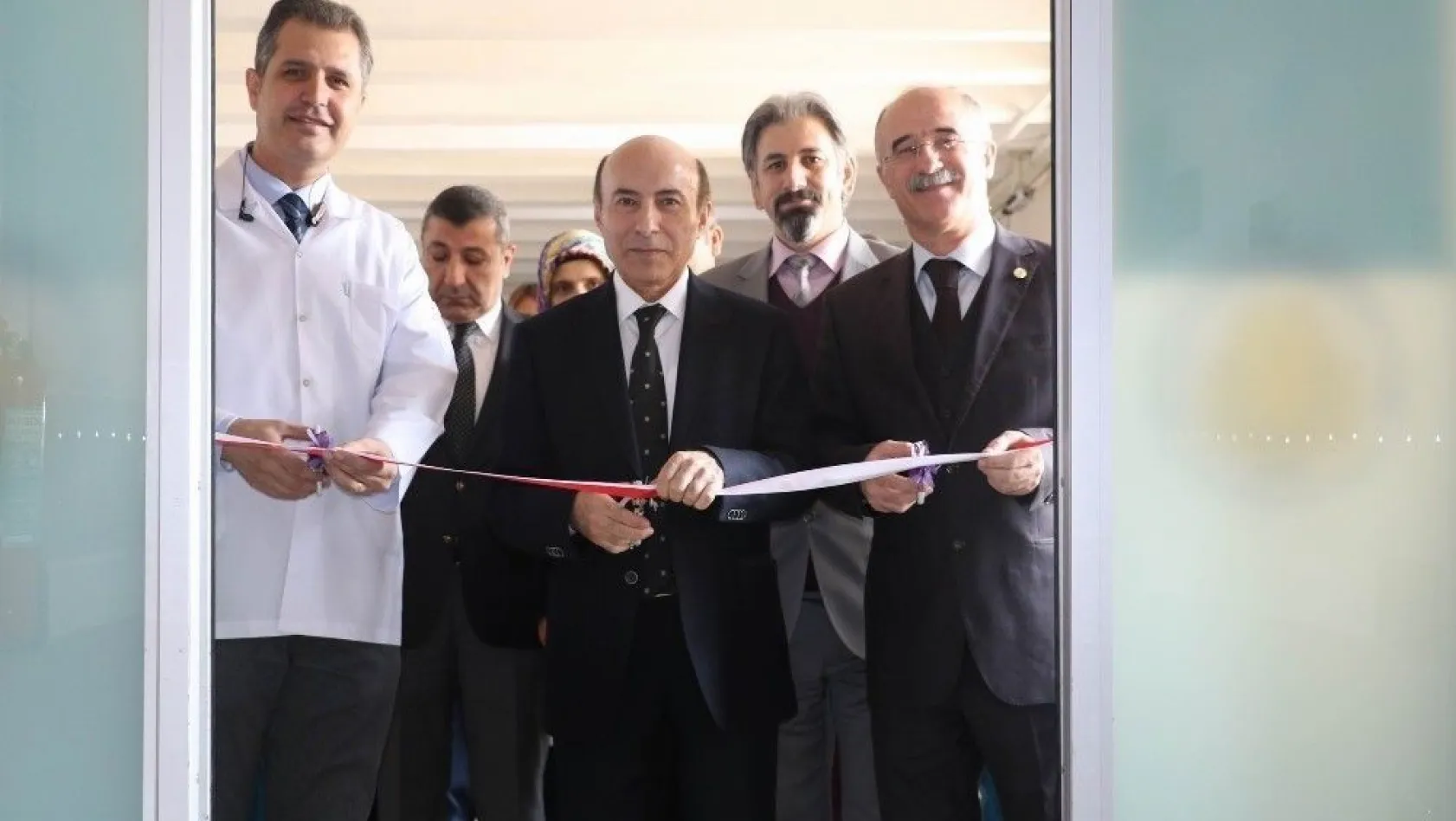 DÜ'de diyabet okulu ve yenidoğan yoğun bakım ünitesi açıldı

