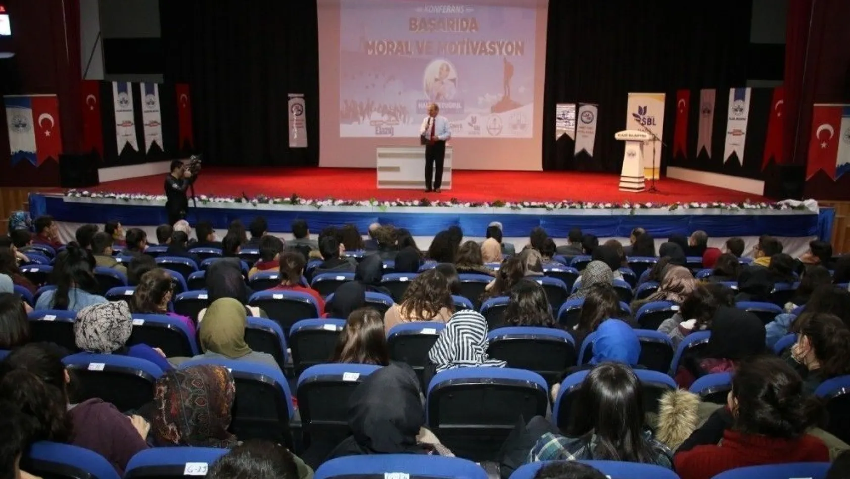 'Başarıda Moral ve Motivasyon' konferansı