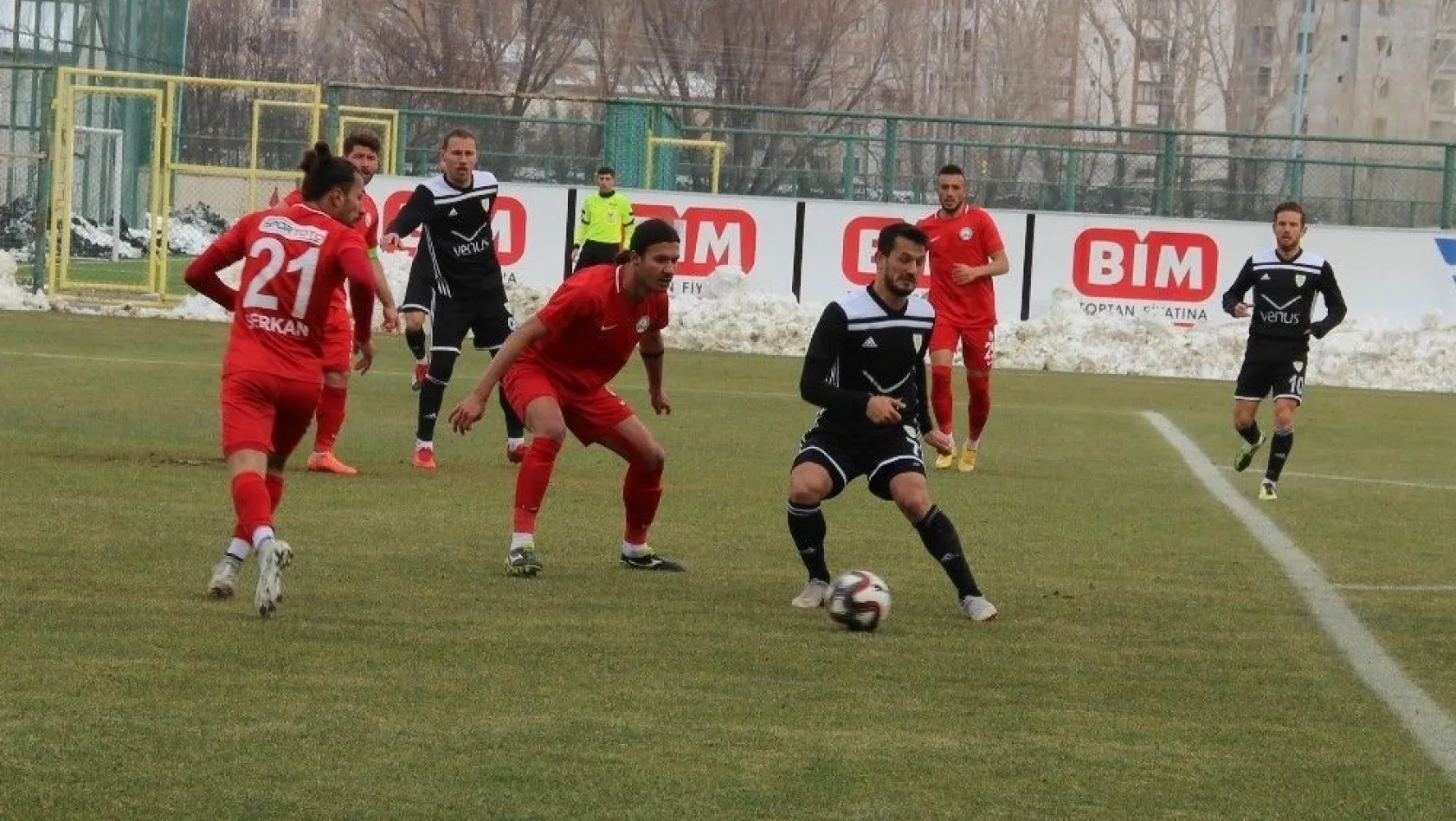 TFF 2. Lig: Sivas Belediyespor: 2 - Manisa BŞB: 0
