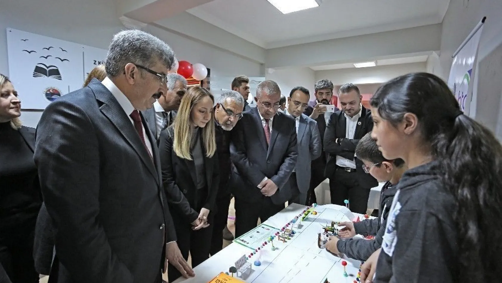 Atatürk Üniversitesi öncülüğünde çocuklar geleceği tasarlıyor
