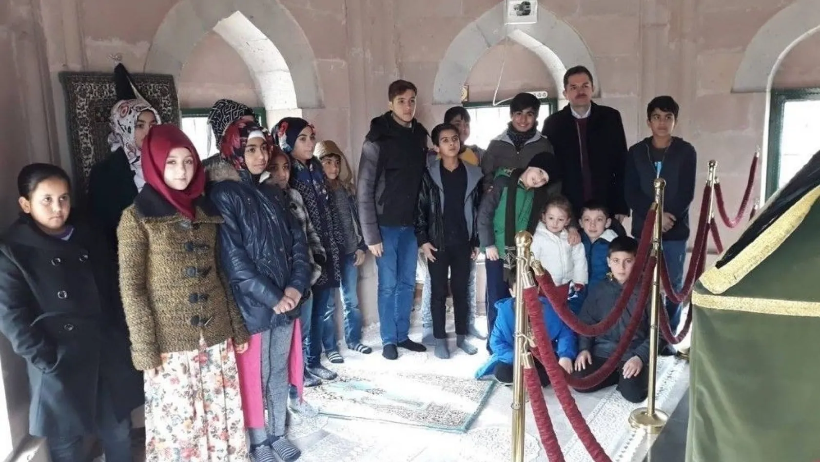 Erzincan'ın manevi önderleri gençlere tanıtılıyor
