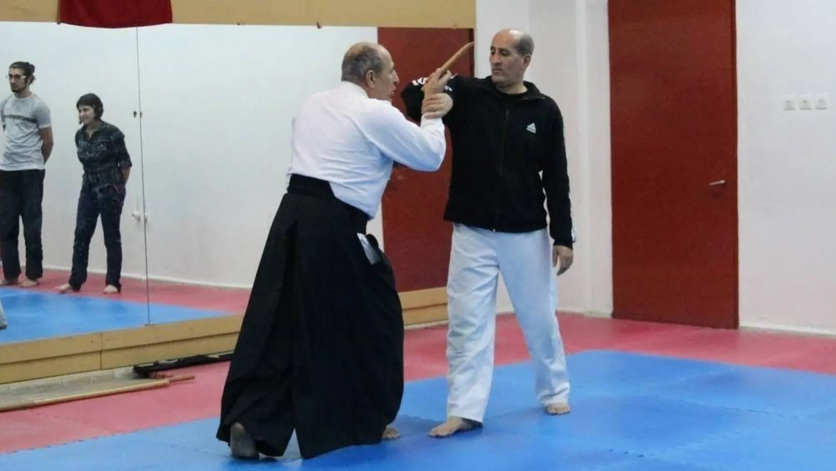 Aikido eğitimi devam ediyor
