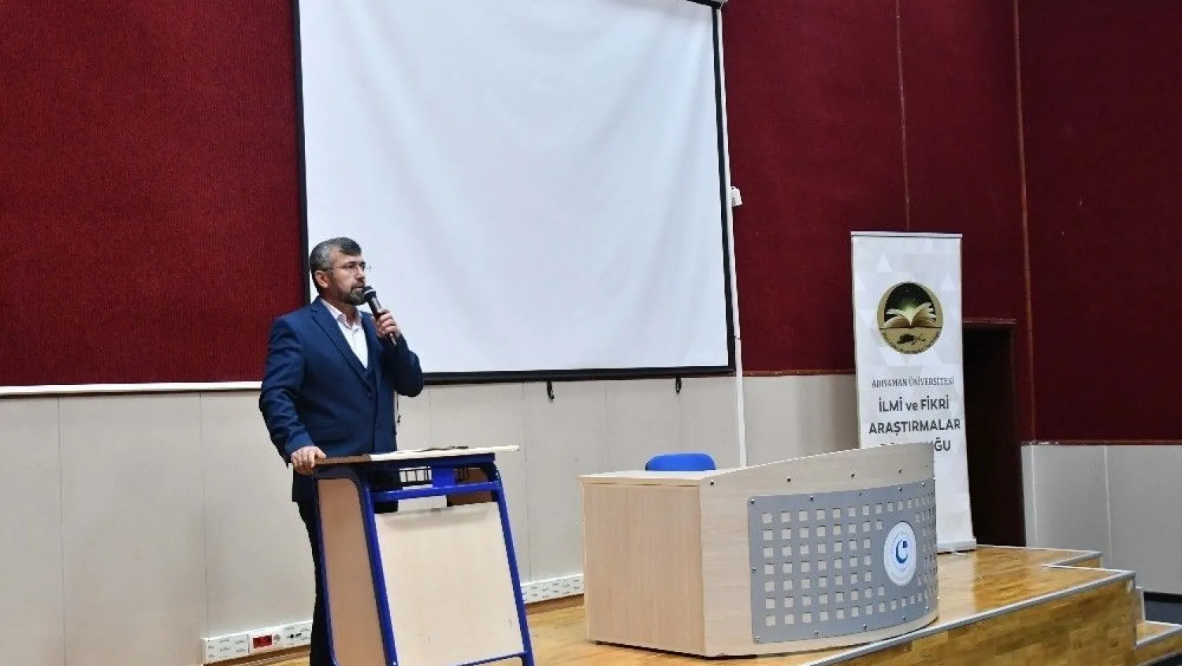Adıyaman Üniversitesinde 'Kur'an-Sünnet İlişkisi' Konferansı
