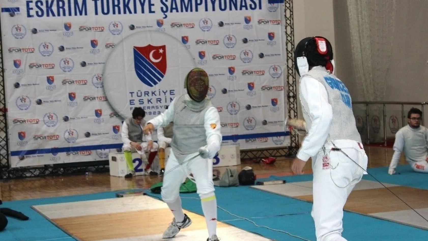 Eskrim Türkiye Şampiyonası Adıyaman'da düzenleniyor
