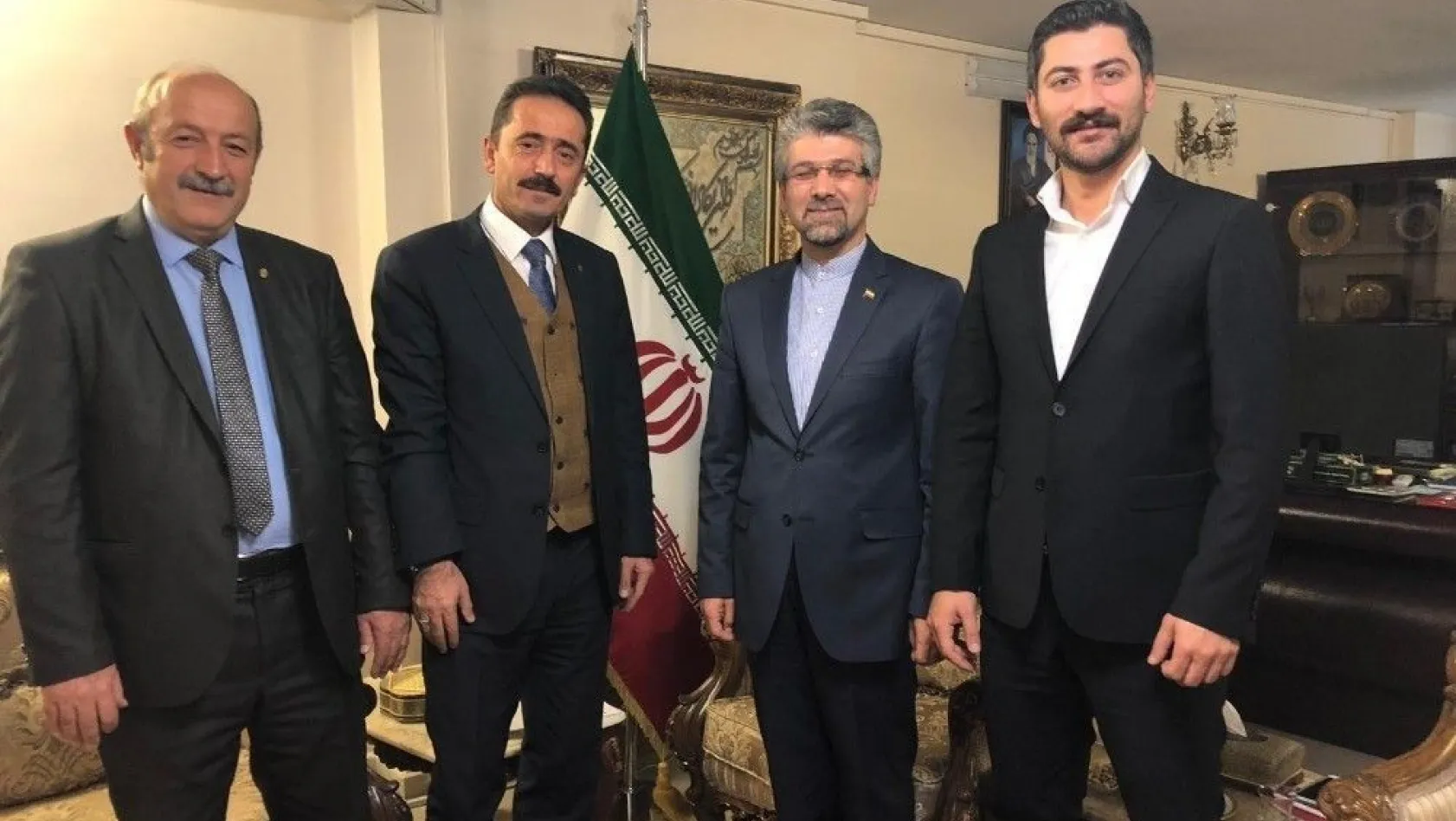 Almaz, İran Başkonsolosu Soltanzadeh'i ziyaret etti
