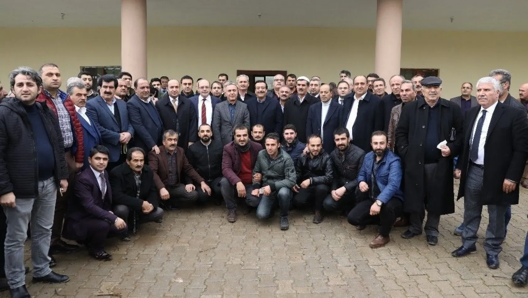 Başkan Atilla: 'Diyarbakır'ın her noktasında hemşehrilerimizin görüşlerini alıyoruz'
