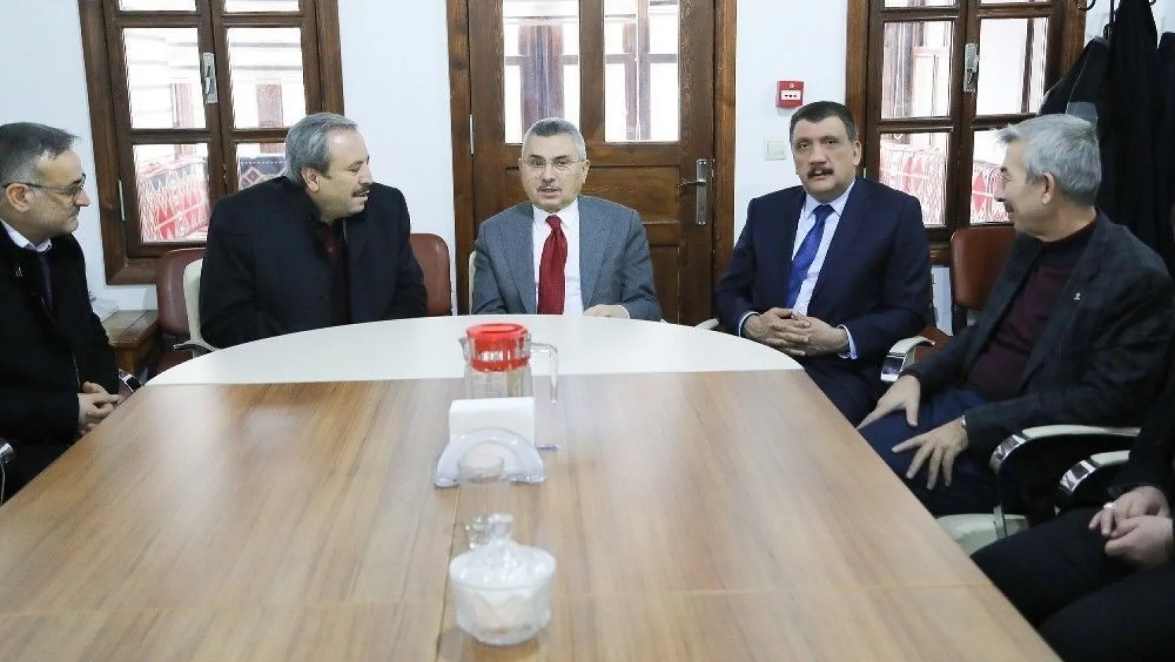 Başkan Gürkan'ın STK ziyaretleri sürüyor
