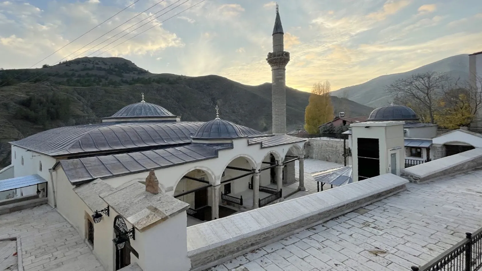 228 yıllık Yusuf Ziya Paşa Camisi ve Külliyesi