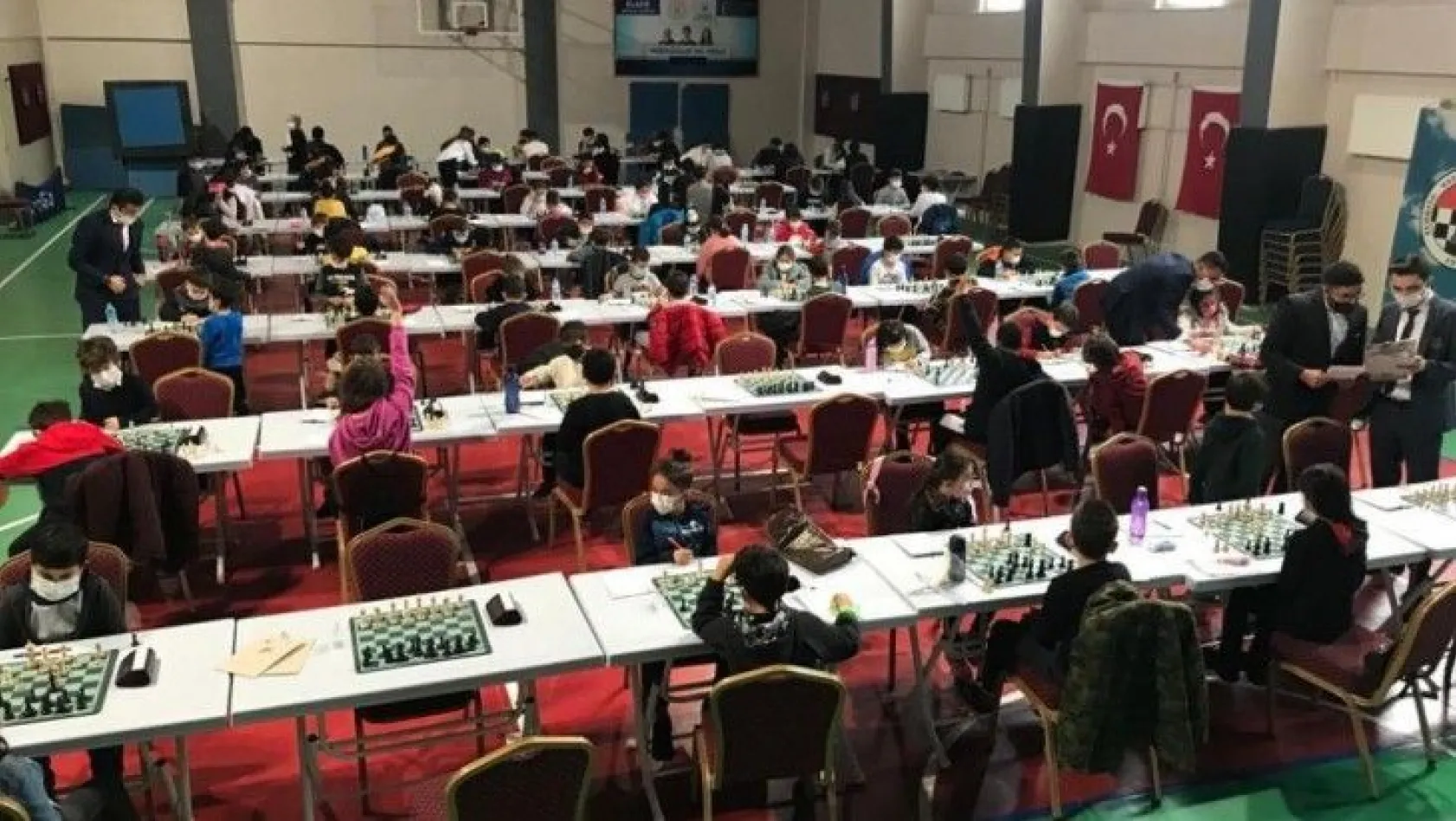 29 Ekim Cumhuriyet Bayramı Satranç Turnuvası başladı