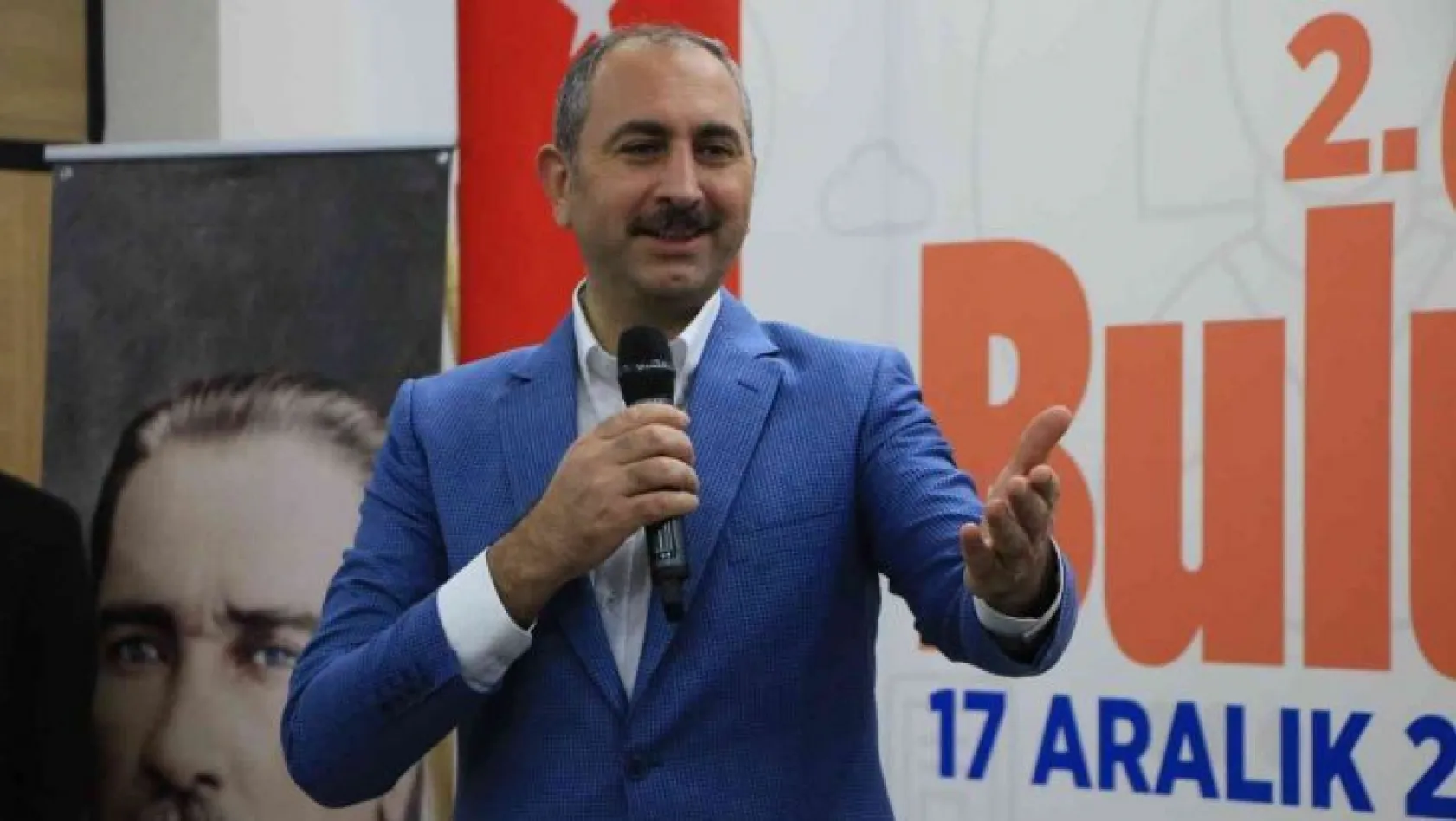 'Türkiye'nin en büyük gücü gençliktir'