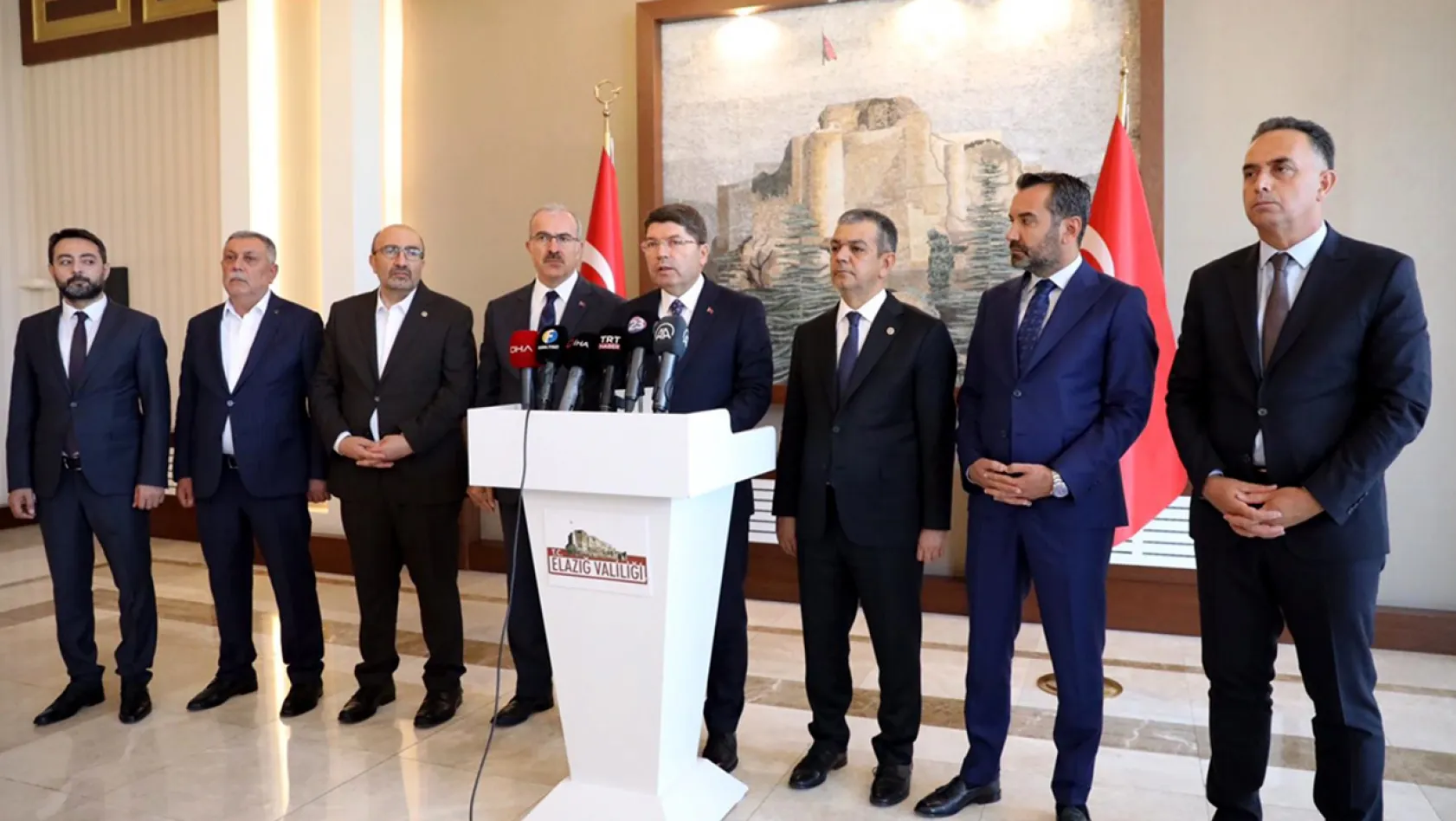 Adalet Bakanı Tunç, Elazığ'da açıklamalarda bulundu