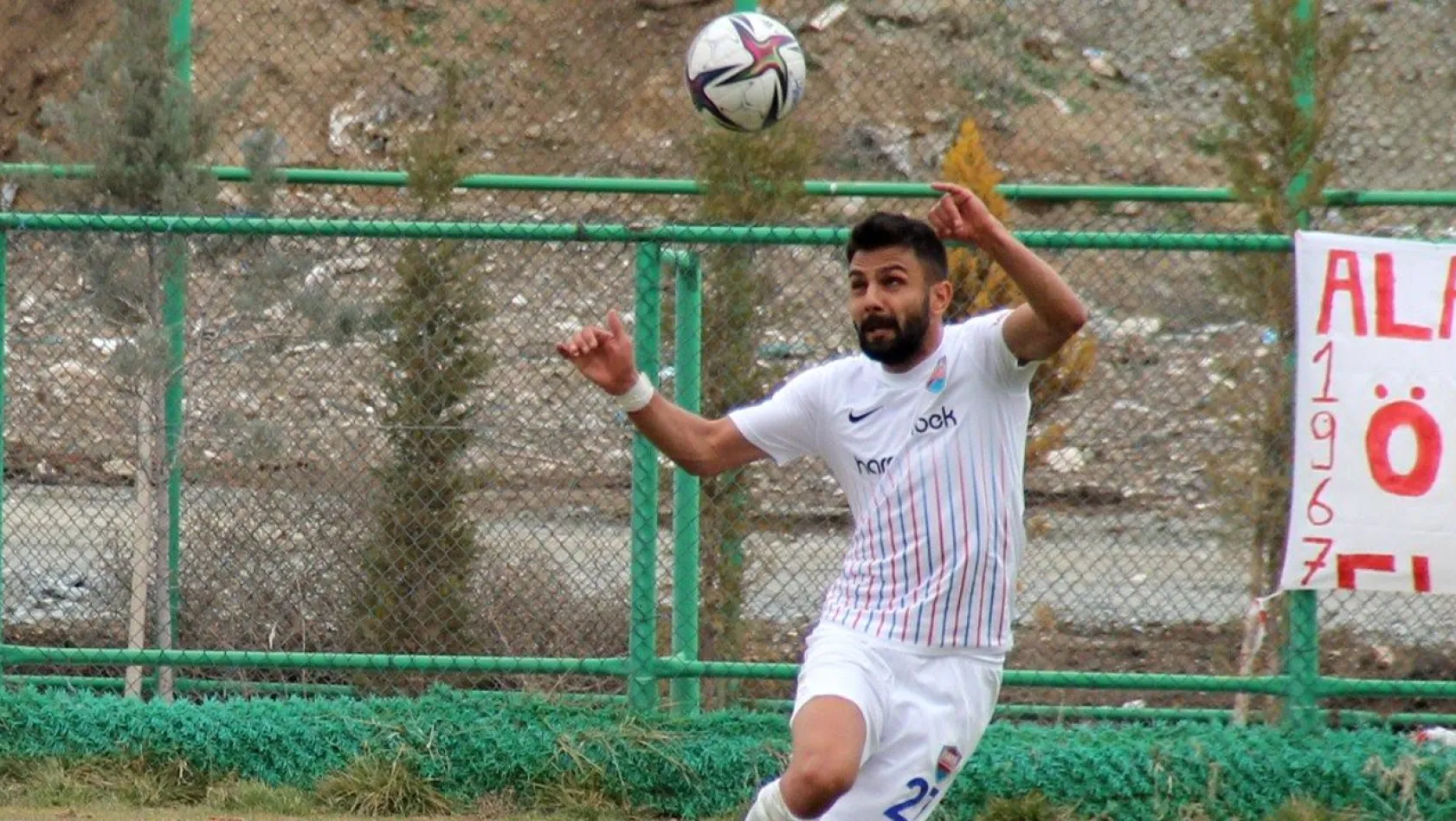Ahmet Can Arık yeniden Elazığ Karakoçan FK'da