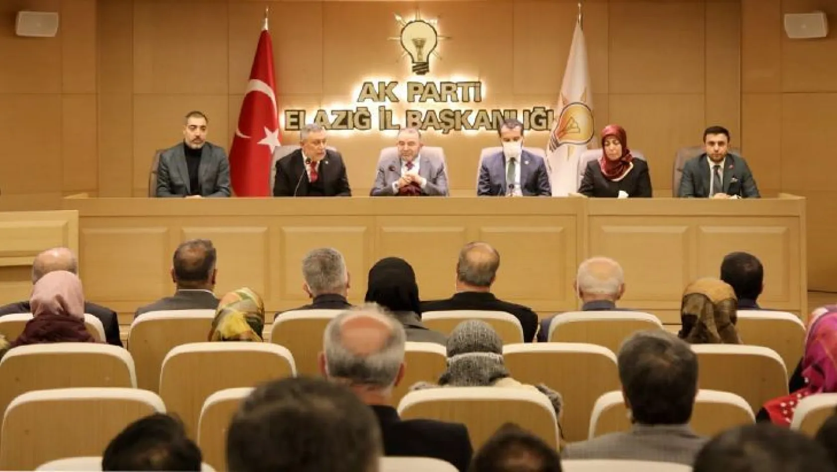 'AK Parti iktidarının en önemsediği şehirlerden biri Elazığ'