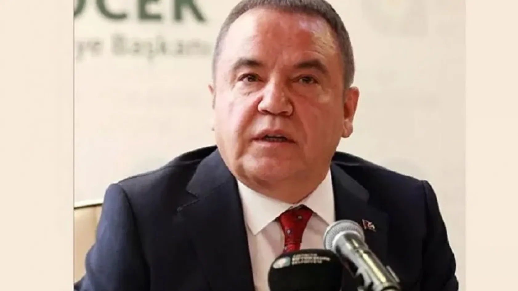 Antalya Büyükşehir Belediye Başkanı Muhittin Böcek'in durumu halen kritik