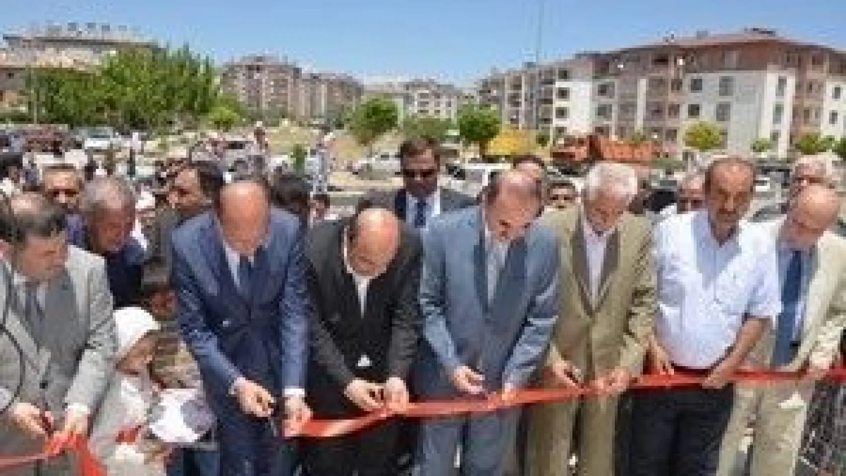 Ataşehir Mahallesi Camisi İbadete Açıldı