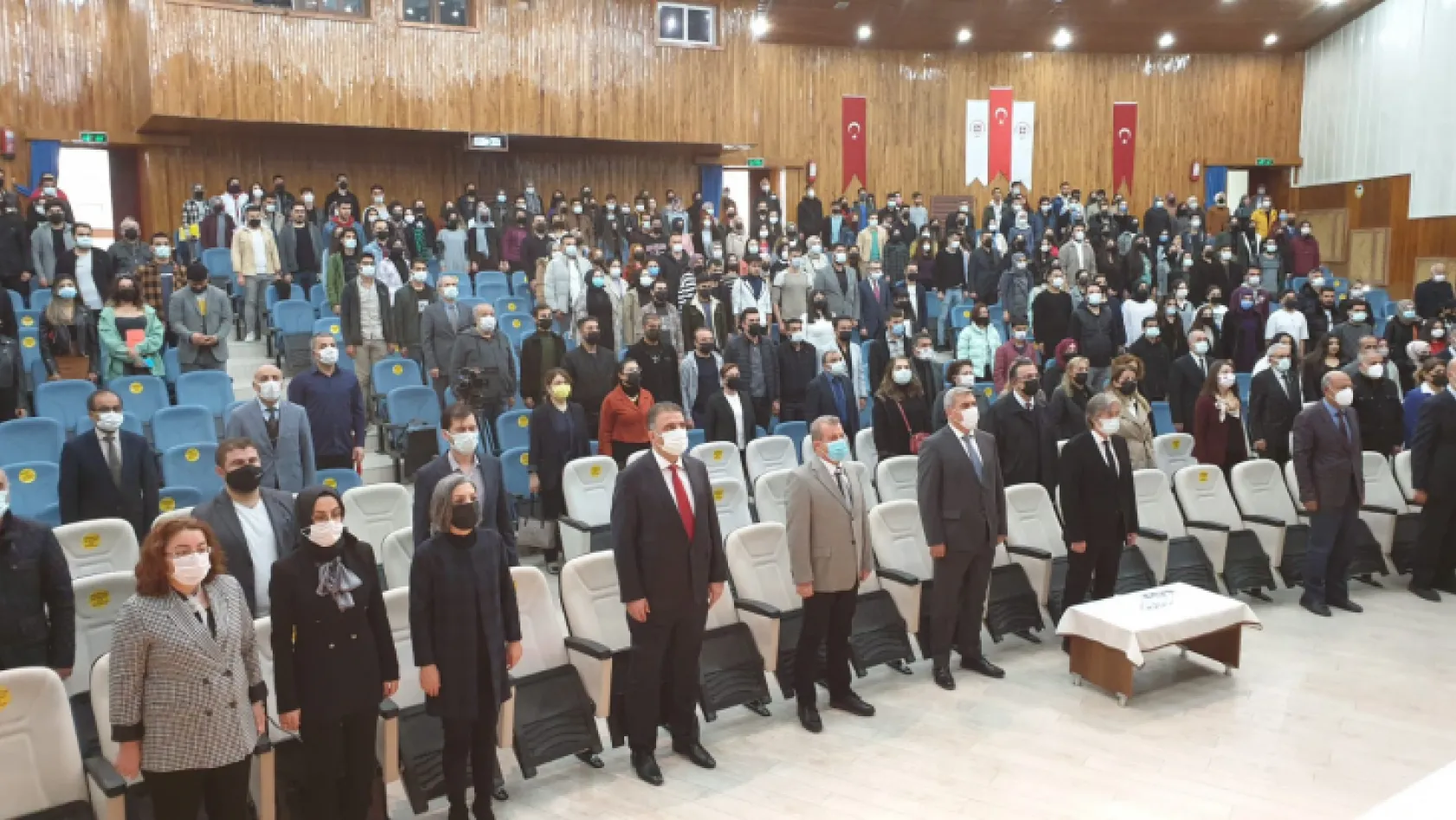 Atatürk, Fırat Üniversitesi'nde düzenlenen törenle anıldı