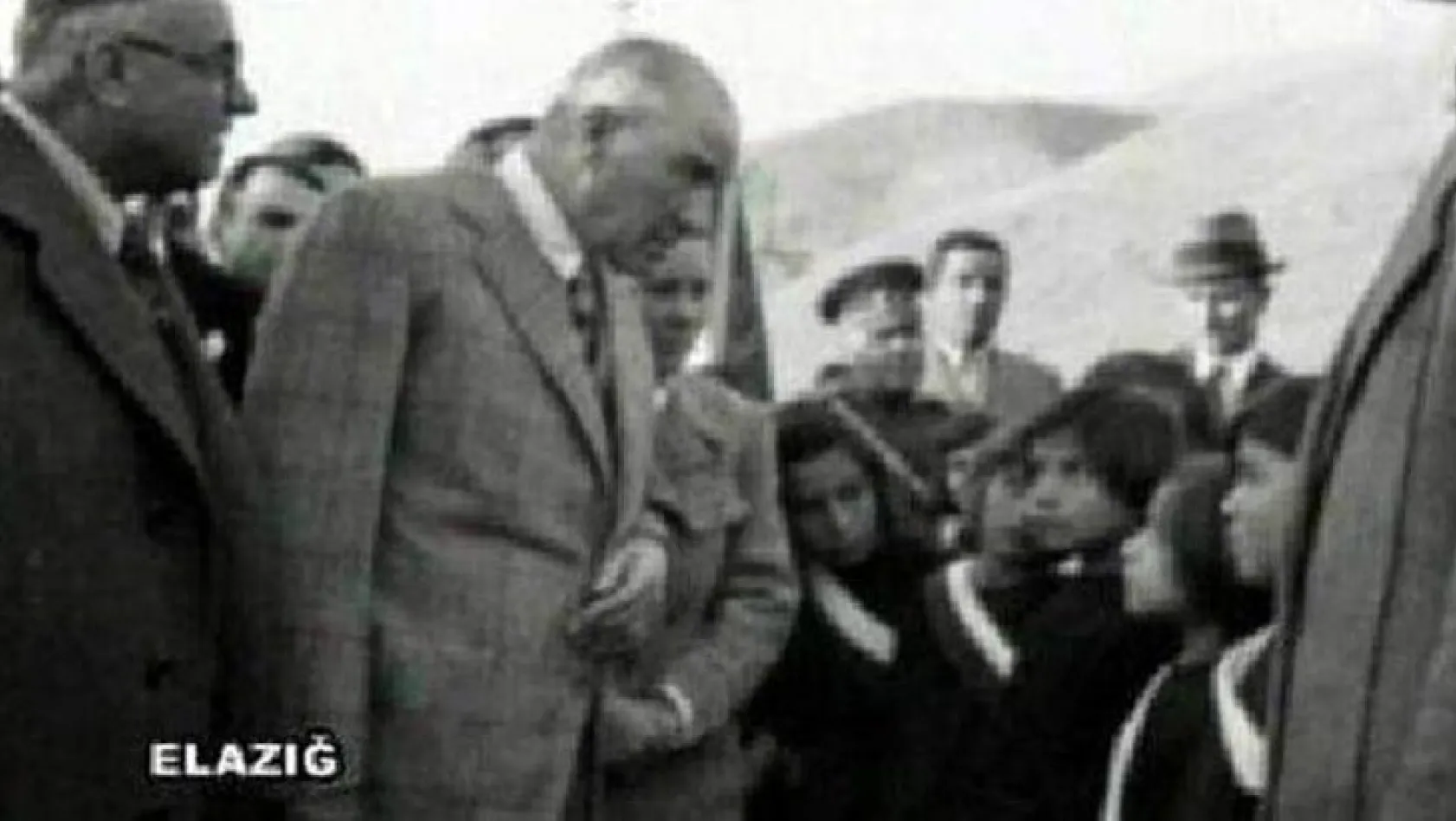 Atatürk'ün sohbet ettiği o küçük kız, 90 yaşında hayatını kaybetti