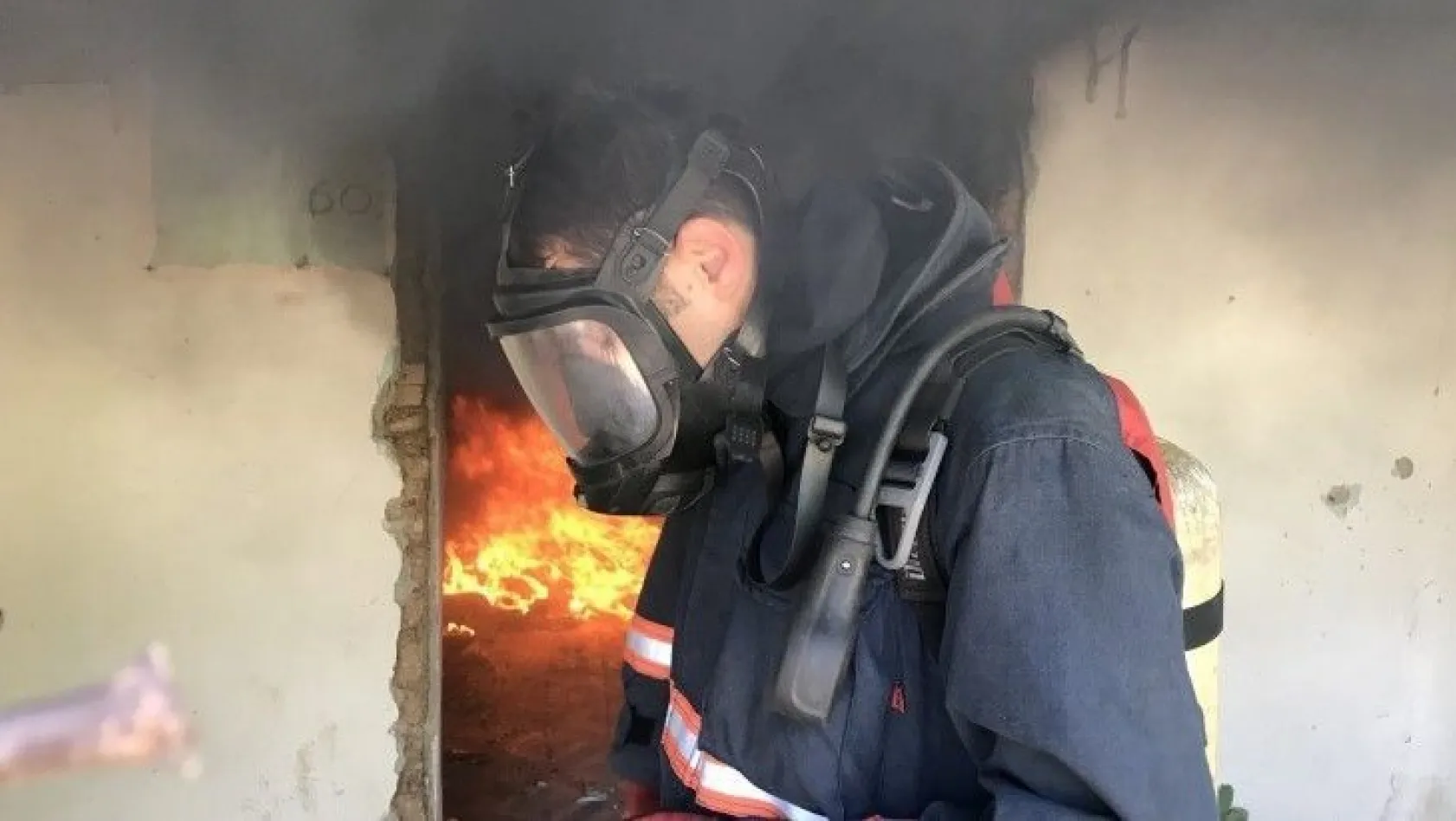 Ateşin kahramanları haftada 160 yangına müdahale ediyor