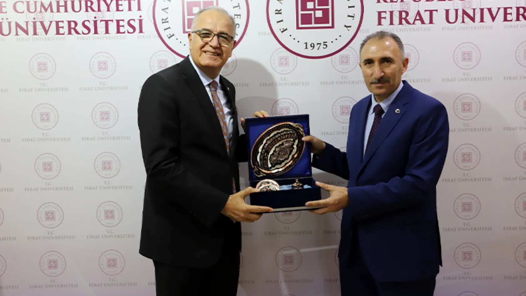 Başkan Üstündağ'dan Rektör Göktaş'a ziyaret