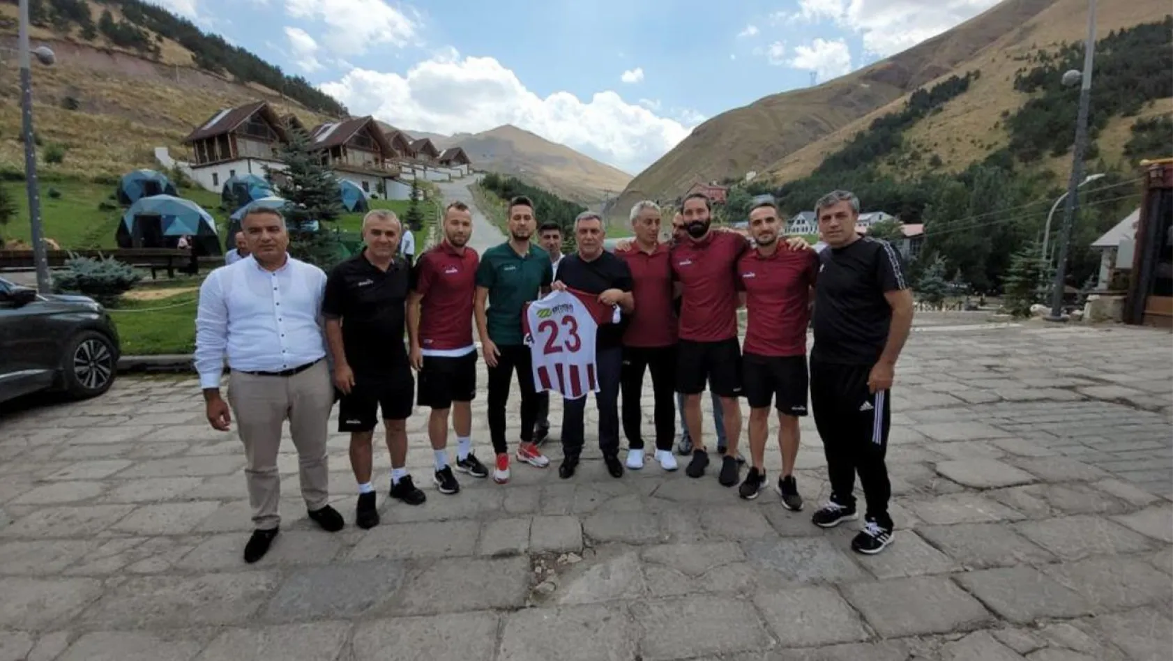 Başkan Yıldırım'dan Erzurum'da Elazığspor ziyareti