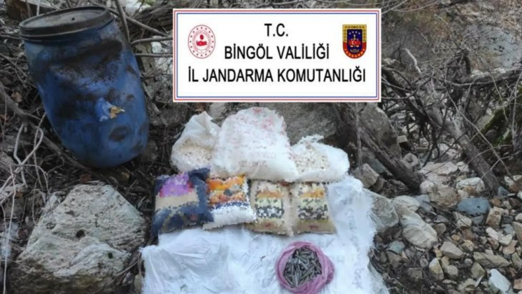 Bingöl'de terör örgütünün sığınakları imha edildi