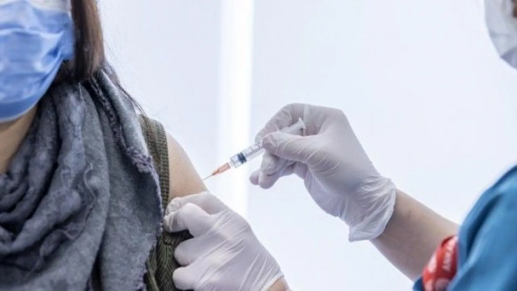 Birinci doz aşı uygulanan kişi sayısı 30 milyonu geçti