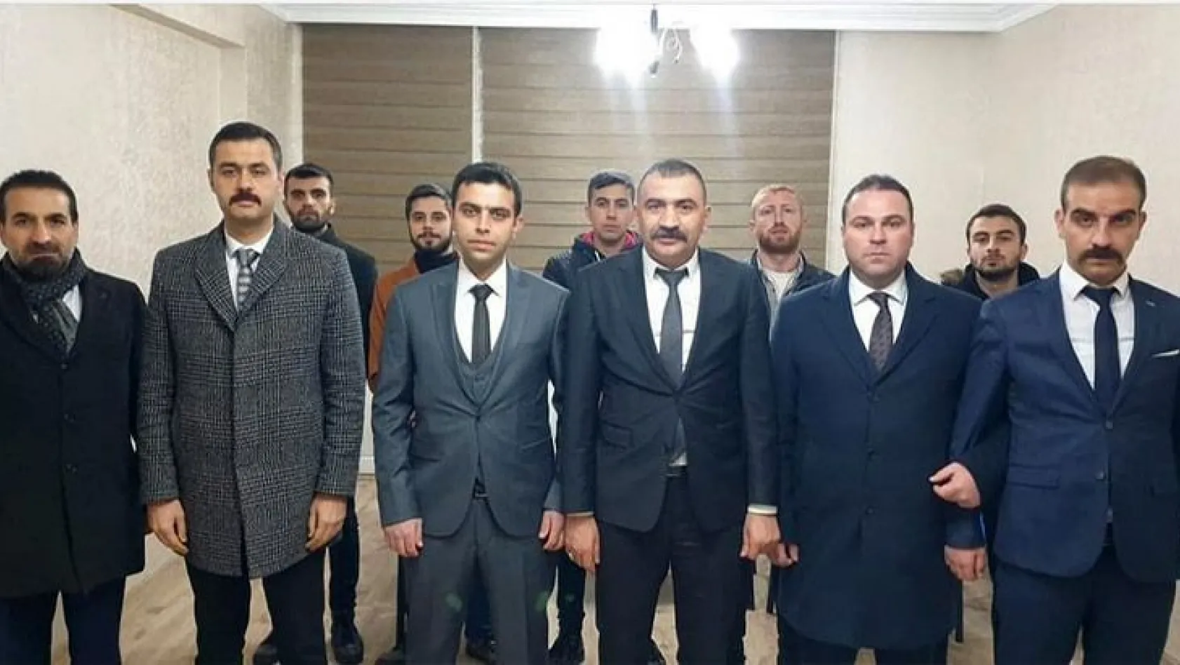Bitlis Ülkü Ocakları başkanlığına 'Elazığlı Başkan'