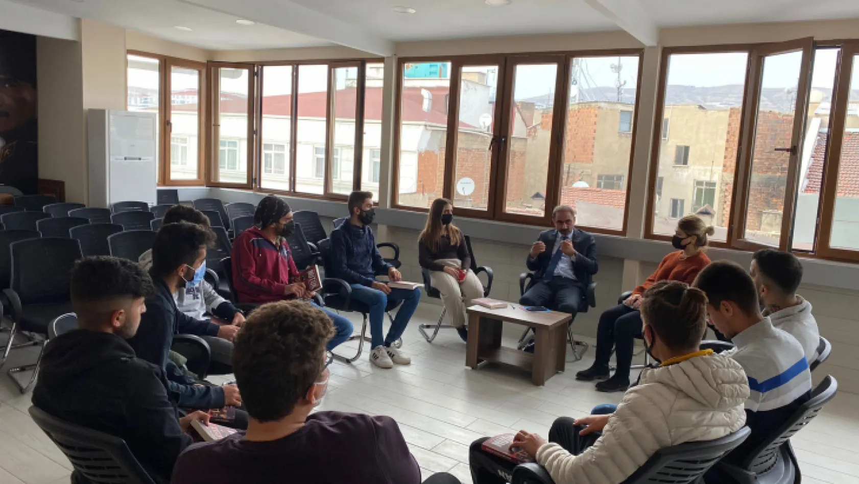 CHP'li Başkan Duran gençlerle buluştu