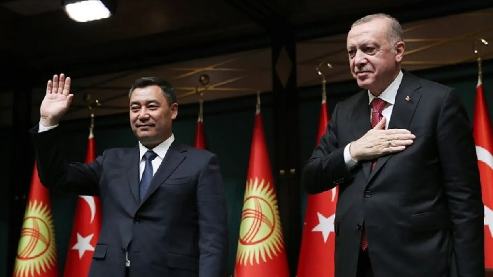 Cumhurbaşkanı Erdoğan, Caparov ile görüştü