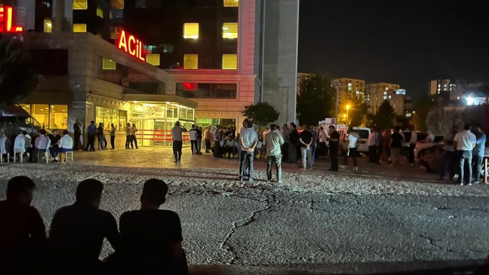 Diyarbakır'da damada silahlı saldırı