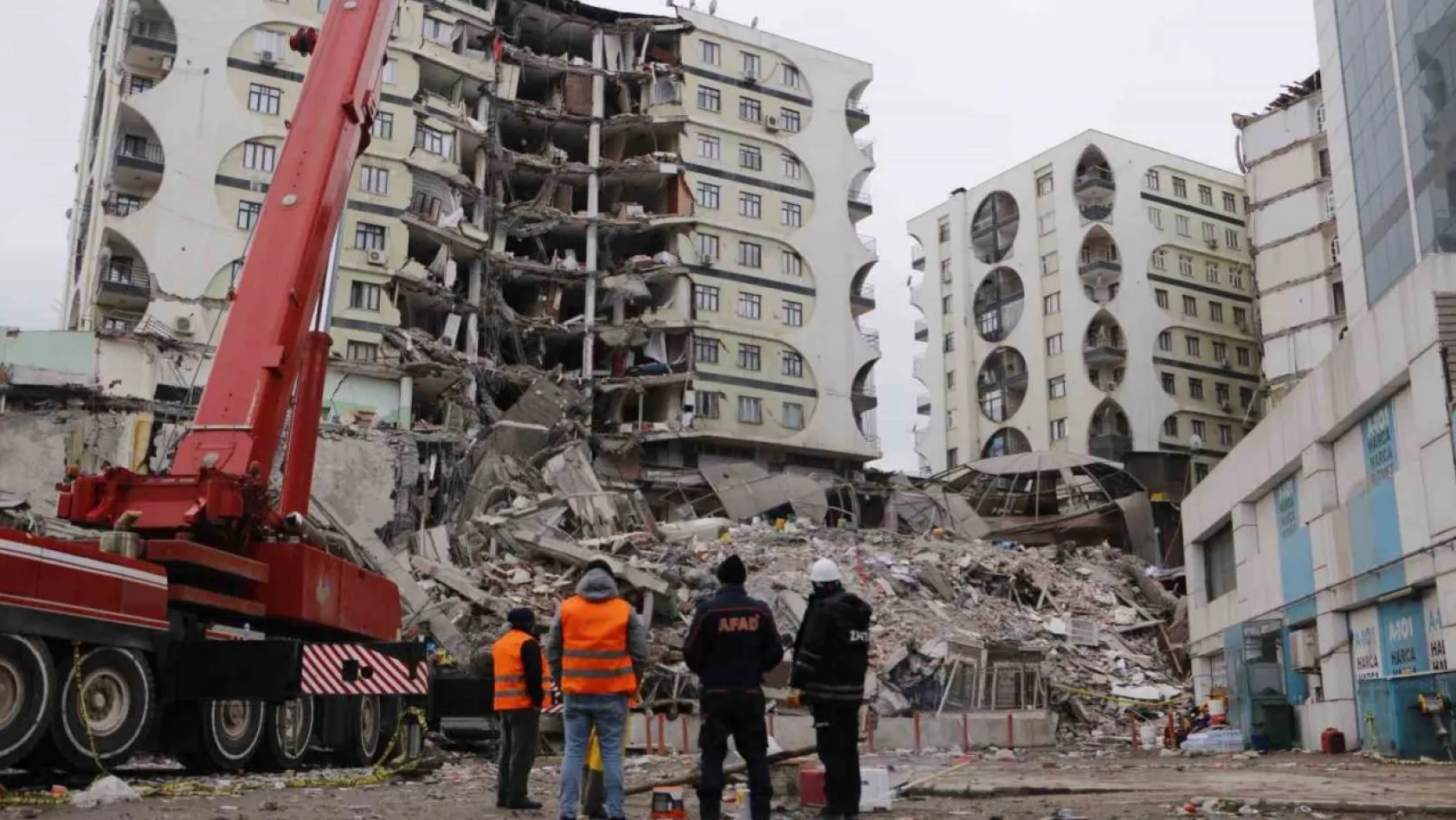 Diyarbakır'da depremde can kaybı 407